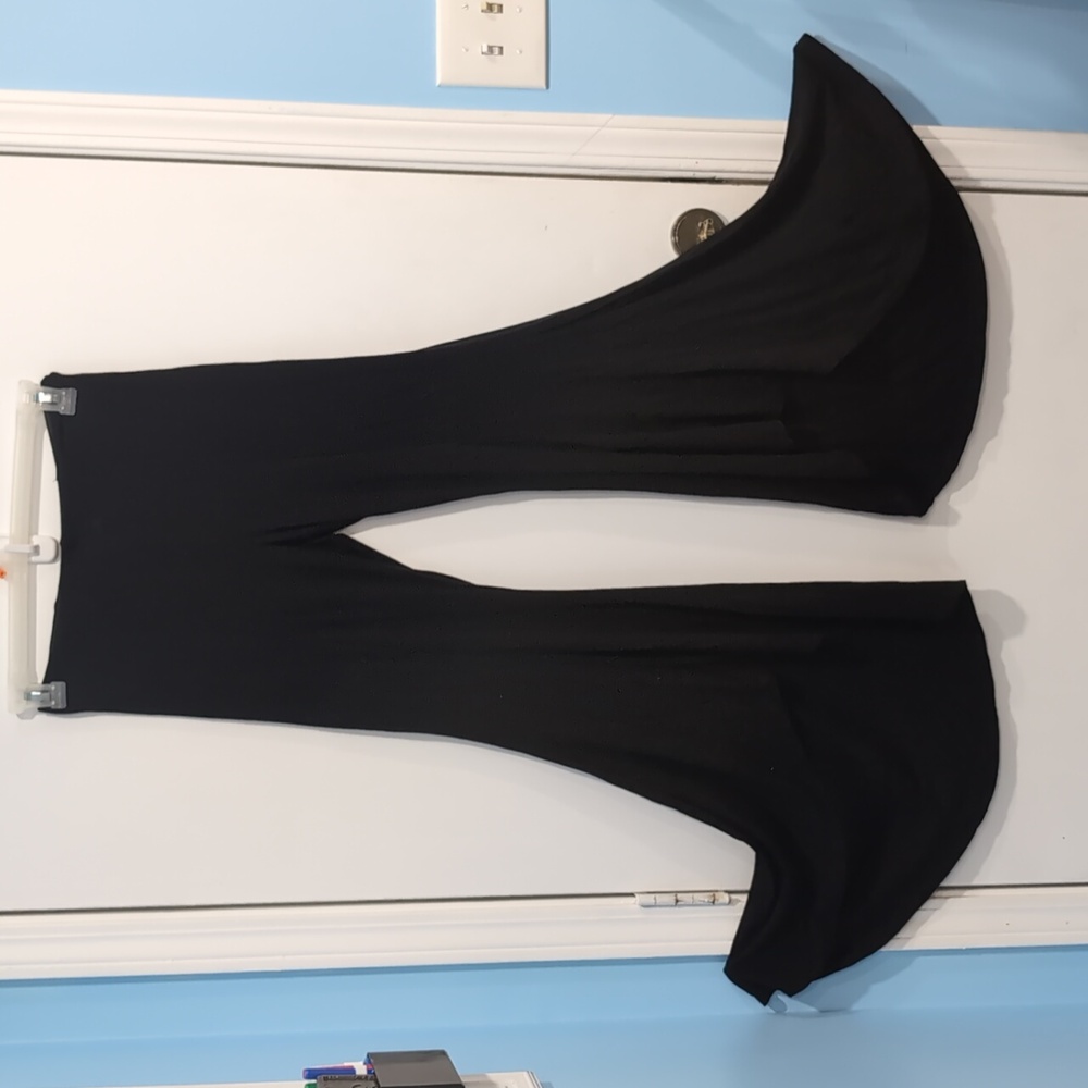 Maitai Black Gauchos Bell Bottom Elastic Waist Pants Size Medium